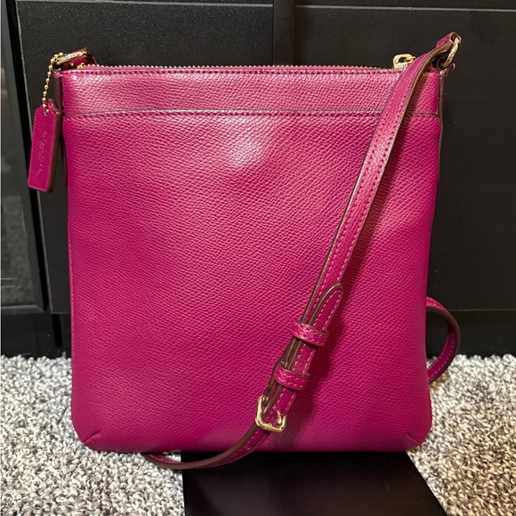 Coach Magenta Crossbody Bag - Picture 4 of 9